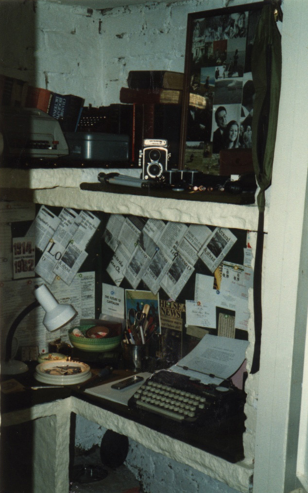 19840000c ECS Office 2.jpg